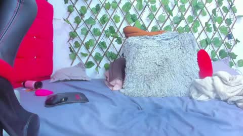 Snapshot of alexandramaravilla chatting on January 9, 2025, 8:45 am ALEXANDRA online show from January 9, 2025, 8:45 am