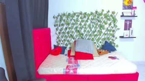 Snapshot of alexandramaravilla chatting on January 26, 2025, 3:48 am ALEXANDRA online show from January 26, 2025, 3:48 am