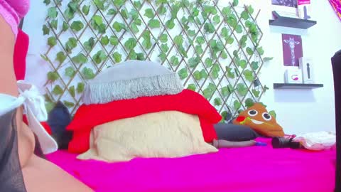 Snapshot of alexandramaravilla chatting on January 28, 2025, 9:08 am ALEXANDRA online show from January 28, 2025, 9:08 am