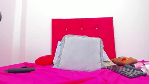 Snapshot of alexandramaravilla chatting on February 23, 2025, 9:55 am ALEXANDRA online show from February 23, 2025, 9:55 am