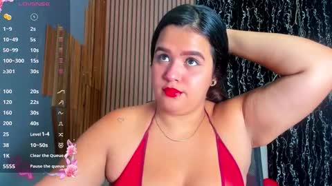 Snapshot of alexandramaravilla chatting on November 19, 2025, 10:15 am ALEXANDRA online show from November 19, 2025, 10:15 am