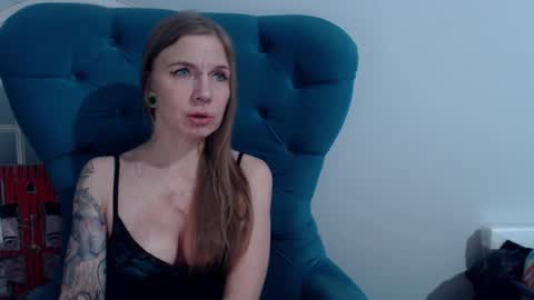 Alexandra online show from February 2, 2025, 6:53 pm