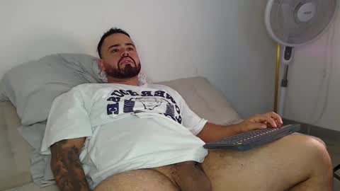 Snapshot of alexandro_king chatting on November 15, 2025, 1:14 am ALEX online show from November 15, 2025, 1:14 am