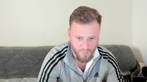 Snapshot of alexboy2022 chatting on December 19, 2024, 1:07 pm onlyfans..alexyno2022 online show from December 19, 2024, 1:07 pm