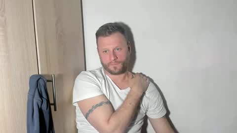 Snapshot of alexboy2022 chatting on February 21, 2025, 2:28 am onlyfans..alexyno2022 online show from February 21, 2025, 2:28 am