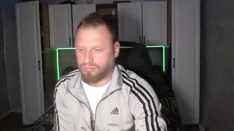 Snapshot of alexboy2022 chatting on November 11, 2025, 5:13 pm onlyfans..alexyno2022 online show from November 11, 2025, 5:13 pm