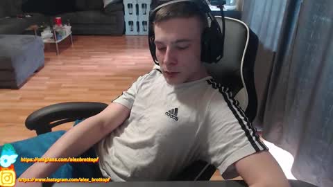 Snapshot of alexbrotkopf chatting on September 17, 2025, 10:17 am Alex online show from September 17, 2025, 10:17 am