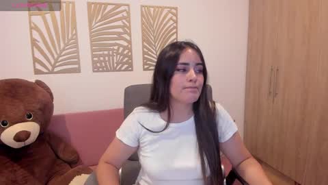 Snapshot of alexeii_grey chatting on December 19, 2024, 3:29 am alexeii_grey online show from December 19, 2024, 3:29 am