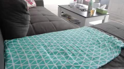 Doggystyle online show from December 7, 2024, 12:02 pm