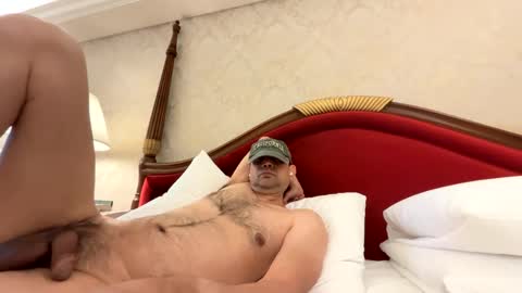 Snapshot of alexgeorge1140 chatting on January 29, 2025, 11:51 am alexgeorge1140 online show from January 29, 2025, 11:51 am