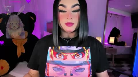  alexia mattel  online show from November 18, 2025, 6:01 pm