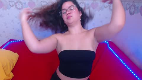 Snapshot of alexiarestrepo chatting on January 7, 2025, 3:02 pm Alexia online show from January 7, 2025, 3:02 pm