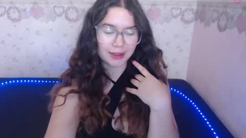 Snapshot of alexiarestrepo chatting on February 11, 2025, 3:18 pm Alexia online show from February 11, 2025, 3:18 pm