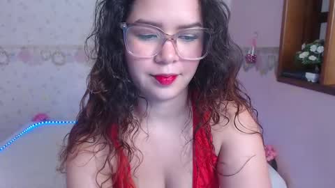 Snapshot of alexiarestrepo chatting on February 14, 2025, 12:03 pm Alexia online show from February 14, 2025, 12:03 pm