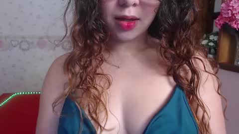 Snapshot of alexiarestrepo chatting on February 17, 2025, 12:16 pm Alexia online show from February 17, 2025, 12:16 pm