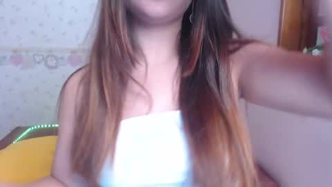 Snapshot of alexiarestrepo chatting on February 24, 2025, 12:05 pm Alexia online show from February 24, 2025, 12:05 pm