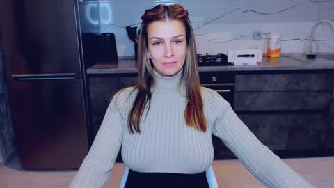 Alexia online show from February 10, 2025, 7:17 pm