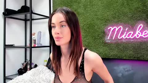 Snapshot of alexisbanx chatting on December 15, 2024, 7:53 pm alexisbanx online show from December 15, 2024, 7:53 pm