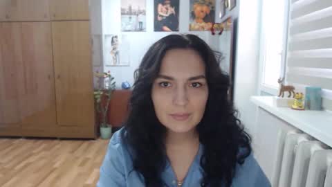 AlexisMillers online show from September 26, 2025, 6:50 am