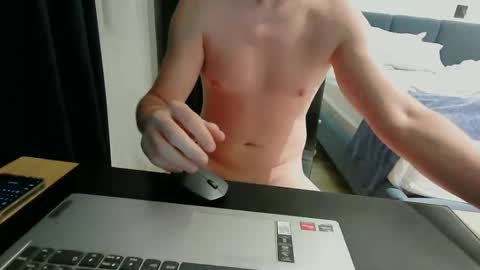 alexpiloto online show from November 13, 2025, 9:41 am