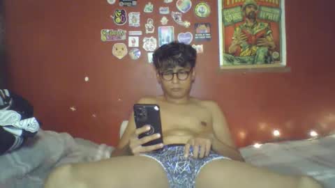 Snapshot of alexrive0 chatting on November 26, 2025, 5:52 am alexrive0 online show from November 26, 2025, 5:52 am