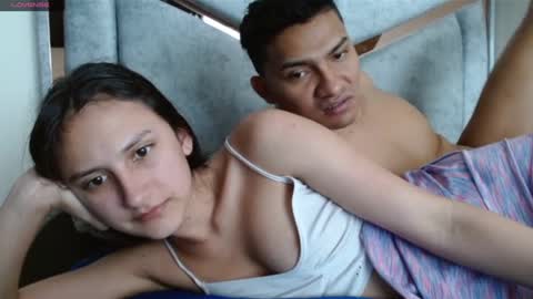 alex y luisa online show from February 26, 2025, 7:05 pm