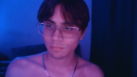 Snapshot of alexwhitexx chatting on November 14, 2025, 9:57 pm Alex online show from November 14, 2025, 9:57 pm