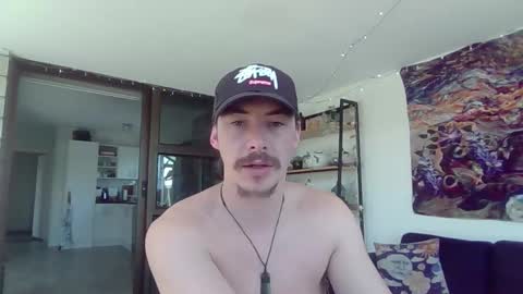 Alex online show from January 2, 2025, 2:22 am