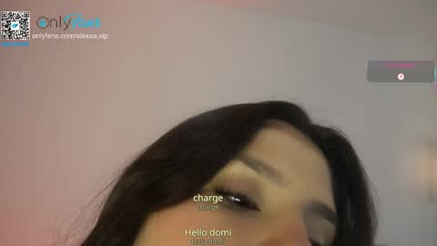 Snapshot of alexxa_dz chatting on October 16, 2025, 1:06 am online show from October 16, 2025, 1:06 am