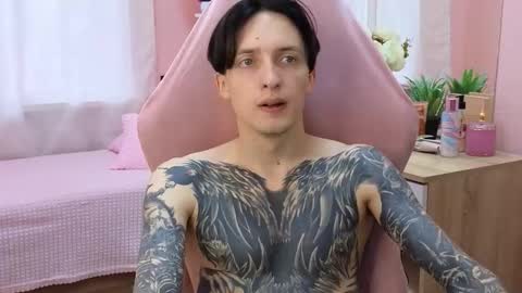 Alex online show from October 4, 2025, 9:07 am