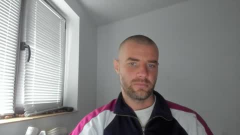 alfiesolomons87 online show from October 7, 2025, 11:18 am