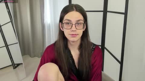 Snapshot of alfred_jones chatting on December 3, 2025, 10:24 am Alfreda online show from December 3, 2025, 10:24 am