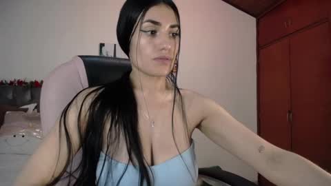 Snapshot of alheli_16 chatting on December 19, 2024, 12:56 pm Alheli online show from December 19, 2024, 12:56 pm