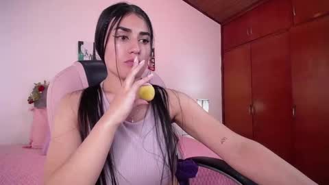 Snapshot of alheli_16 chatting on February 10, 2025, 6:03 pm Alheli online show from February 10, 2025, 6:03 pm