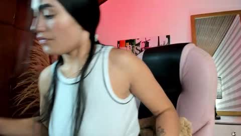 Snapshot of alheli_16 chatting on October 12, 2025, 2:16 pm Alheli online show from October 12, 2025, 2:16 pm