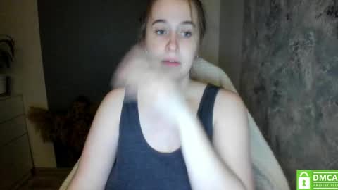 Snapshot of aliaa_ chatting on December 11, 2024, 5:10 am aliaa_ online show from December 11, 2024, 5:10 am