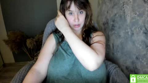 Snapshot of aliaa_ chatting on January 23, 2025, 1:13 pm aliaa_ online show from January 23, 2025, 1:13 pm