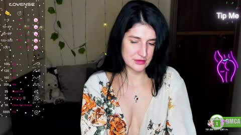 Alianna online show from February 4, 2025, 3:26 pm