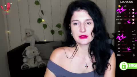 Alianna online show from February 12, 2025, 9:52 am