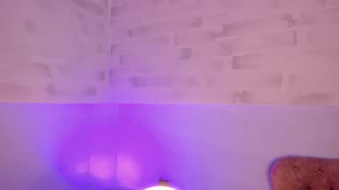 alicia online show from March 11, 2025, 2:51 pm