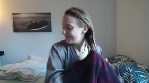 Alice online show from December 7, 2024, 1:51 pm