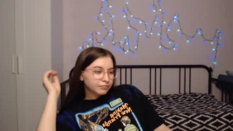 Snapshot of alice_________________________ chatting on December 12, 2024, 1:53 am Alice online show from December 12, 2024, 1:53 am