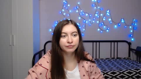 Snapshot of alice_________________________ chatting on December 22, 2024, 3:22 pm Alice online show from December 22, 2024, 3:22 pm