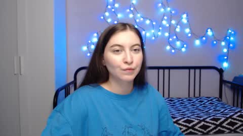 Snapshot of alice_________________________ chatting on January 14, 2025, 8:04 pm Alice online show from January 14, 2025, 8:04 pm