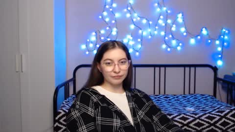 Snapshot of alice_________________________ chatting on January 15, 2025, 6:08 pm Alice online show from January 15, 2025, 6:08 pm
