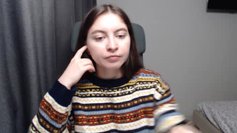 Snapshot of alice_________________________ chatting on February 7, 2025, 9:15 pm Alice online show from February 7, 2025, 9:15 pm