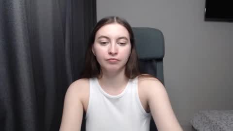 Snapshot of alice_________________________ chatting on February 13, 2025, 9:27 pm Alice online show from February 13, 2025, 9:27 pm