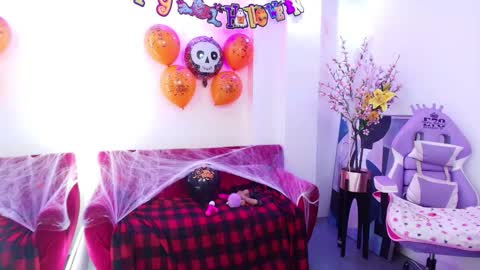 Snapshot of alice_candace chatting on October 30, 2025, 3:41 am Alice online show from October 30, 2025, 3:41 am