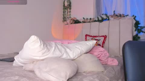 Snapshot of alice_guzman1 chatting on December 16, 2025, 3:17 pm ALICE Alice guzman online show from December 16, 2025, 3:17 pm