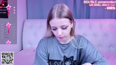 Snapshot of alice_halle chatting on November 8, 2025, 1:28 am alice_halle online show from November 8, 2025, 1:28 am